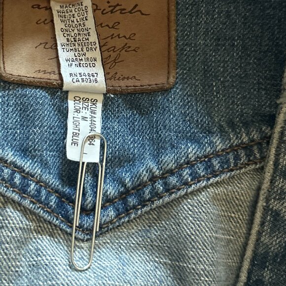 Abercrombie and Fitch Distressed Women's Denim Jacket Size M - Picture 4 of 5